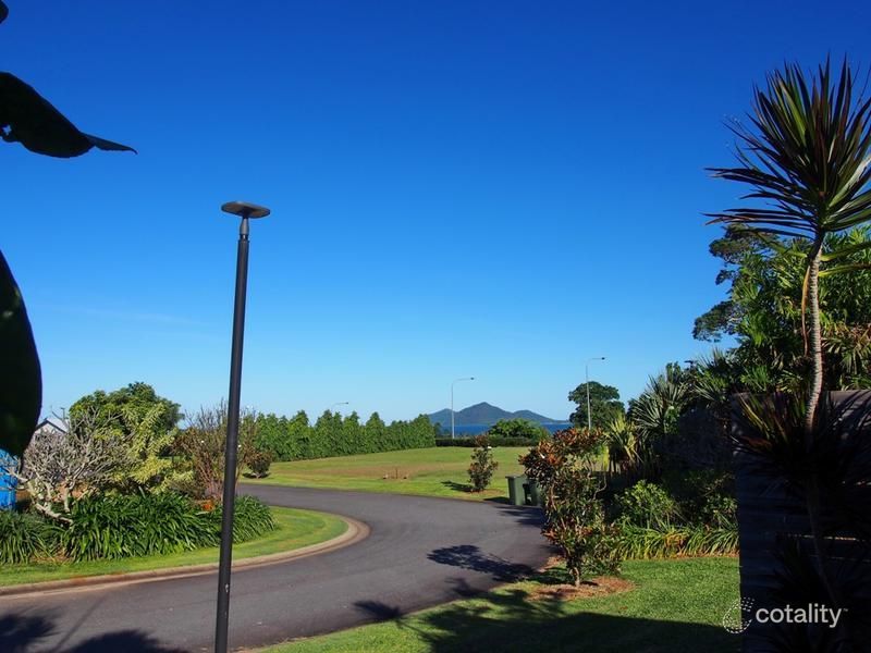 17 Rise Cres, Mission Beach, QLD 4852