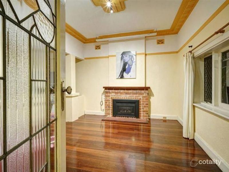 210 Ninth Ave, Inglewood, WA 6052