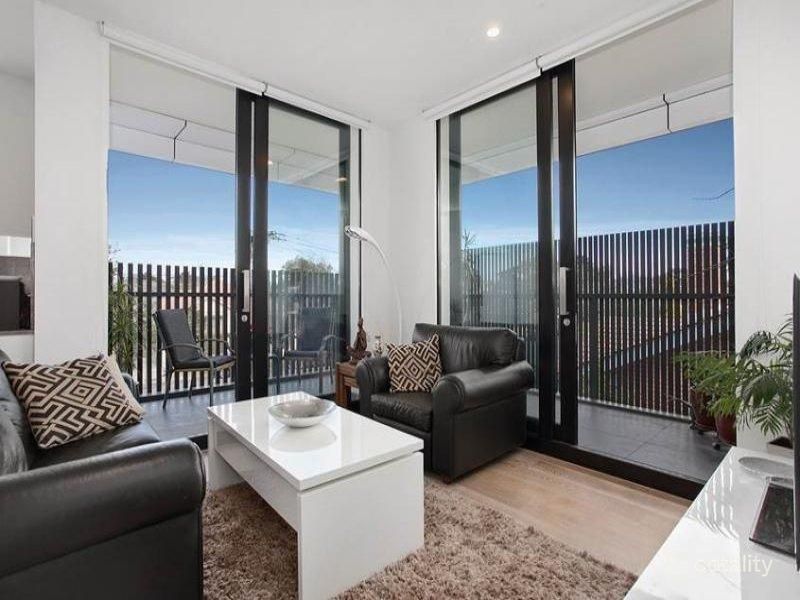 202/33 Crisp St, Hampton, VIC 3188
