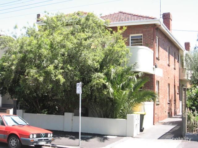 2/423 Canning St, Carlton North, VIC 3054
