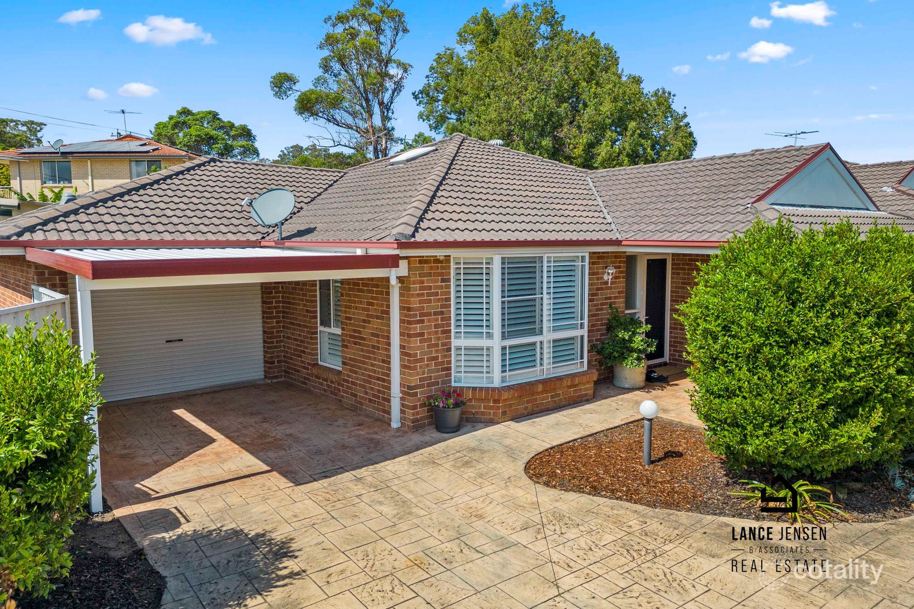 2/45 Berringar Rd, Valentine, NSW 2280