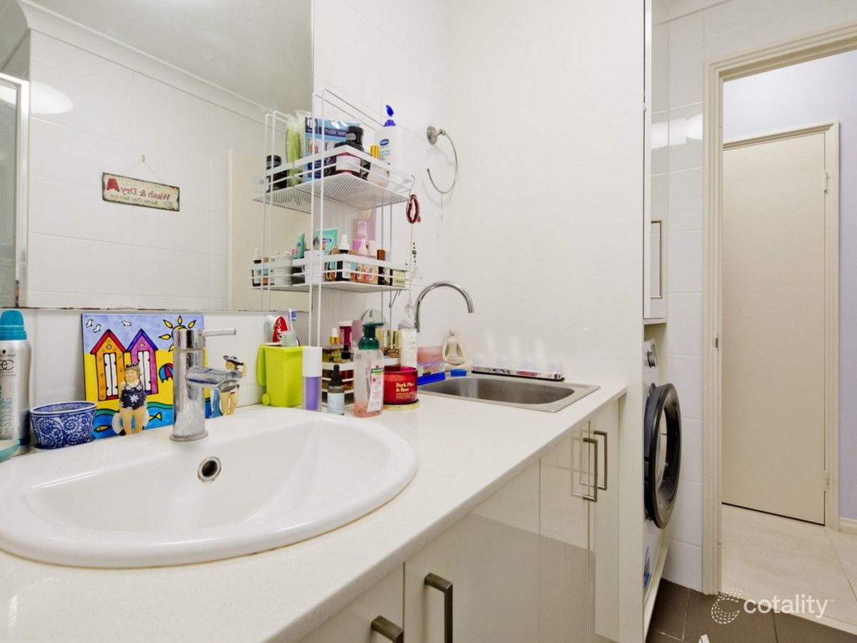 2/36 Winchelsea Rd, Nollamara, WA 6061