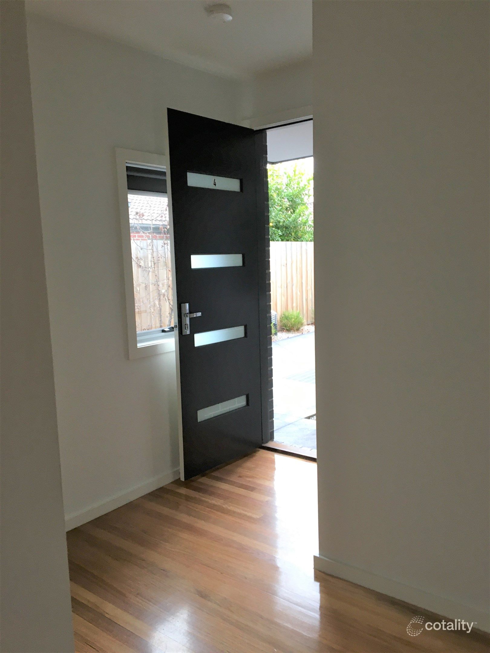 4/8 Quick St, Pascoe Vale, VIC 3044