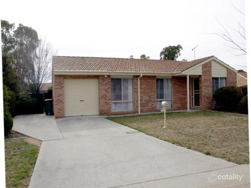 39 Ern Florence Cres, Theodore, ACT 2905
