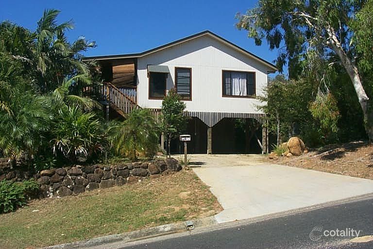 8 Bulgoon Cres, Ocean Shores, NSW 2483