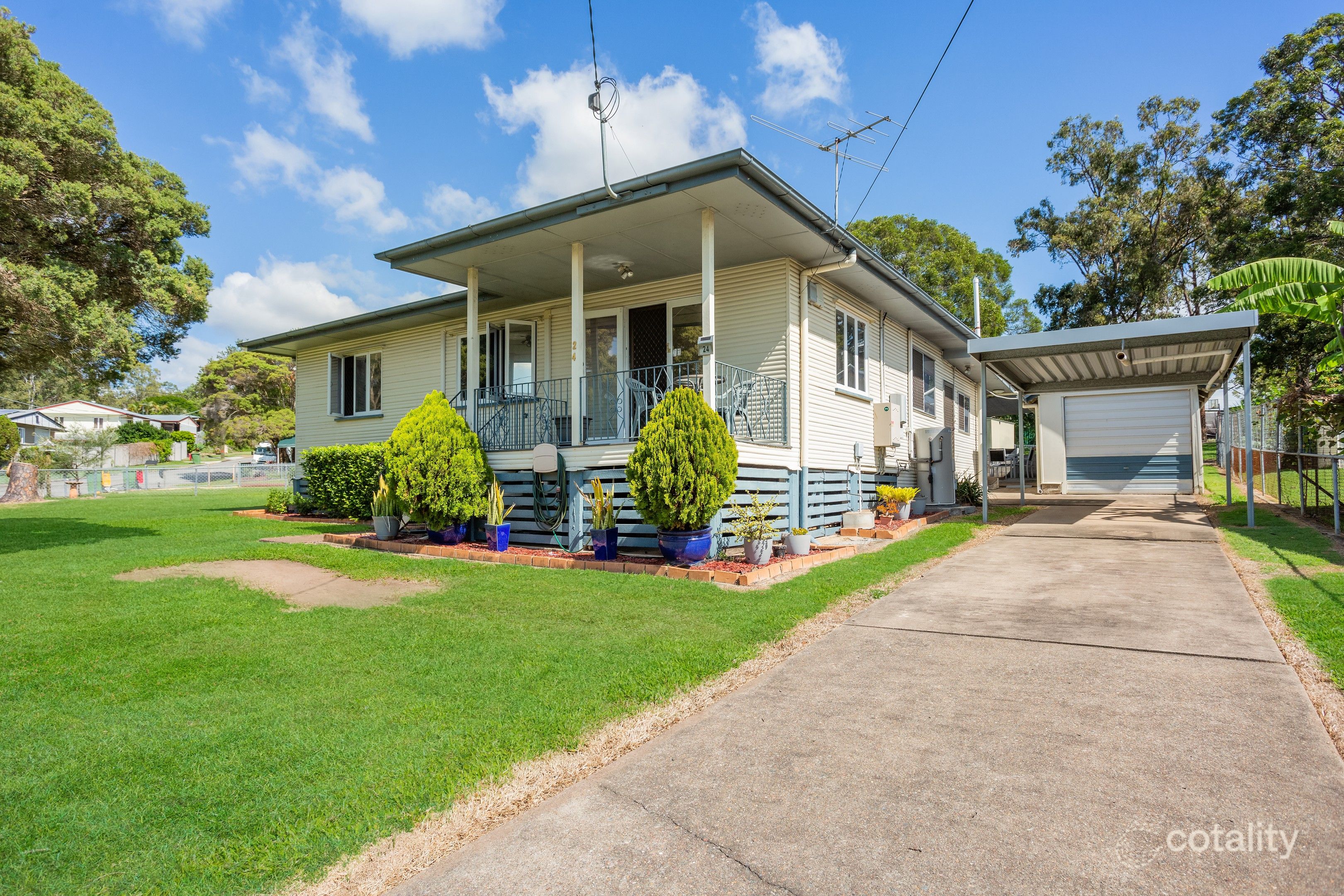 24 Grenadier Cir, Ebbw Vale, QLD 4304