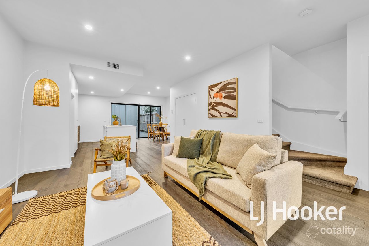 37 Villager St, Cranbourne East, VIC 3977