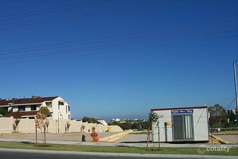 8 Tingira Cir, East Fremantle, WA 6158