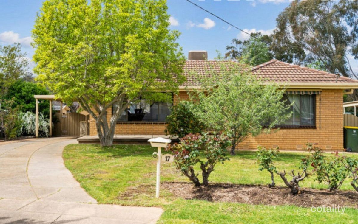 17 Willow St, Kooringal, NSW 2650