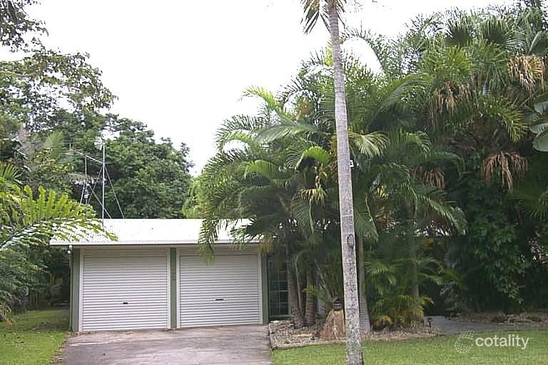 22 Cicero Cl, Mooroobool, QLD 4870