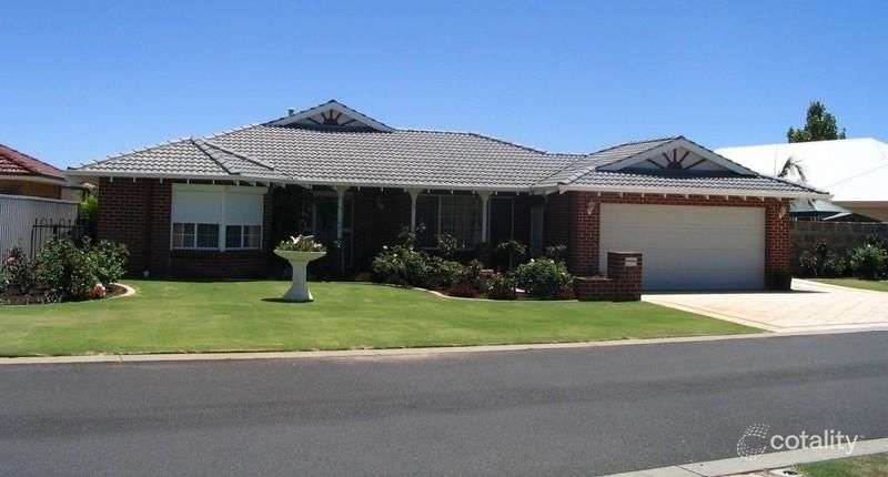 6 Turnberry Way, Pelican Point, WA 6230