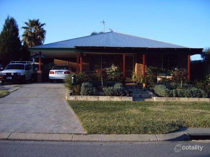 12 Dolara Ct, Maddington, WA 6109