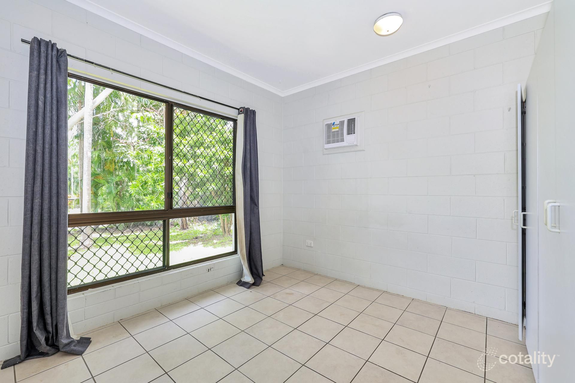 71 Sibbald Cres, Woodroffe, NT 0830