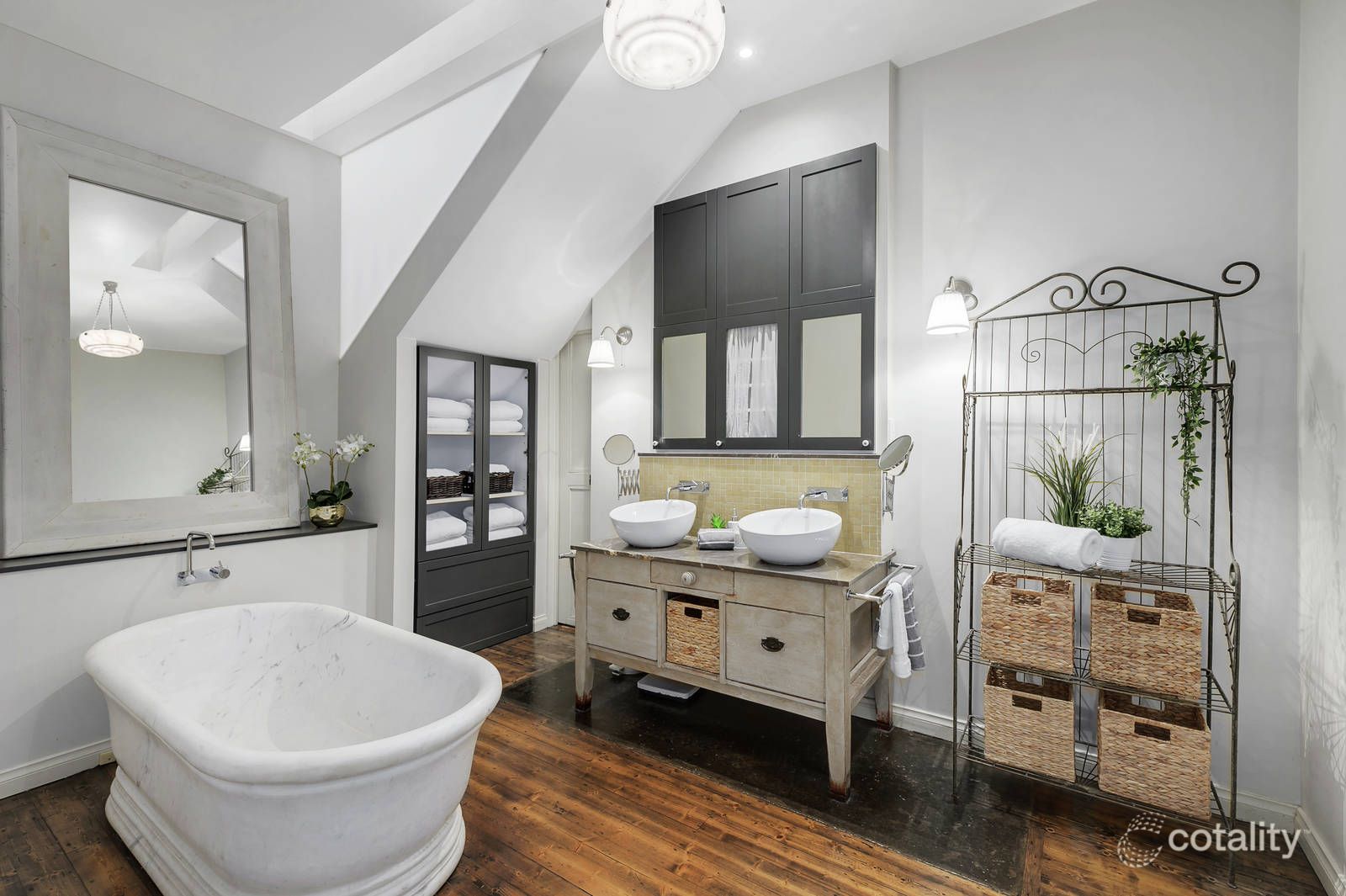 154 Victoria Rd, Hawthorn East, VIC 3123