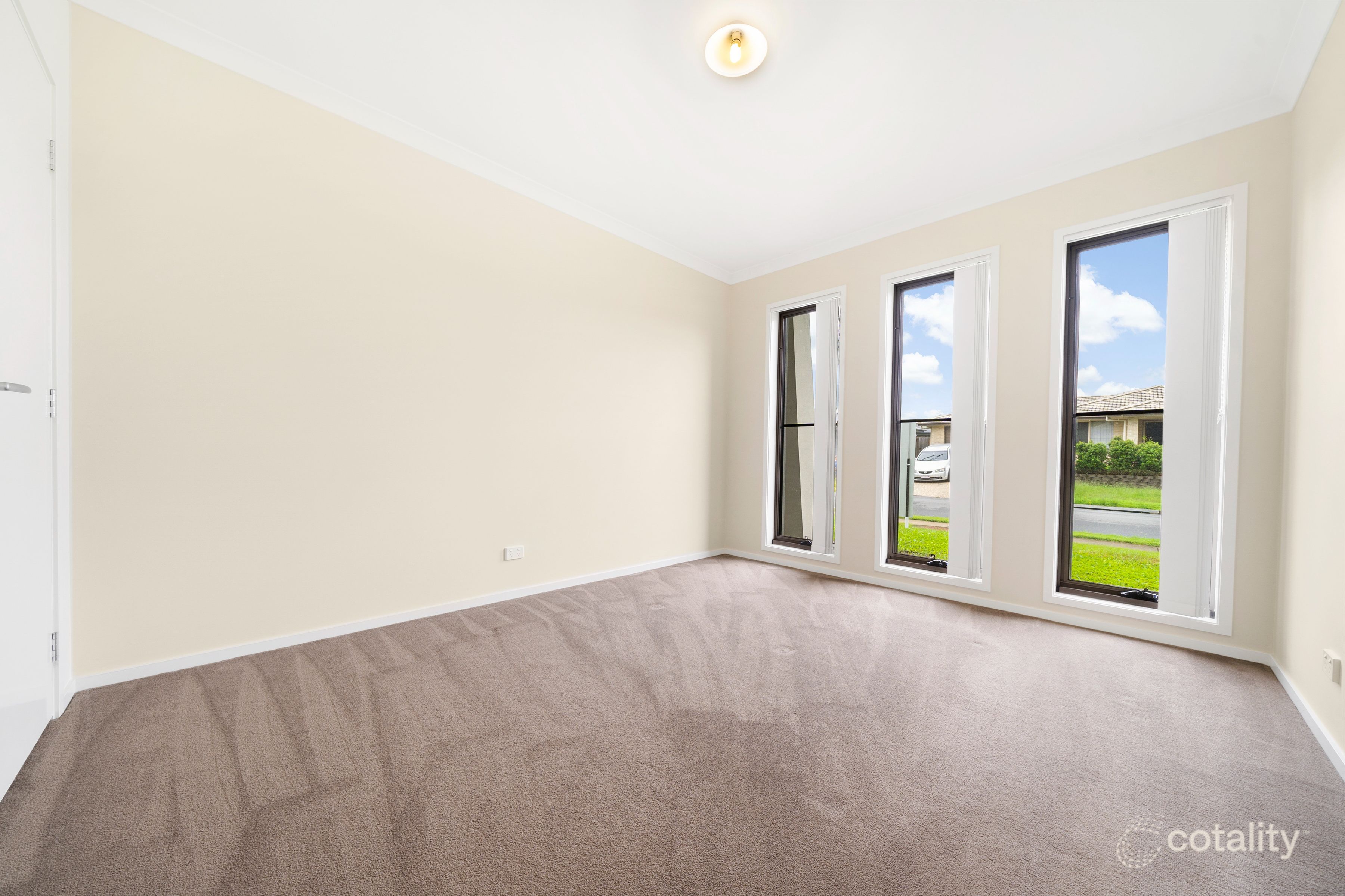 12 Birdwing Cres, Flagstone, QLD 4280