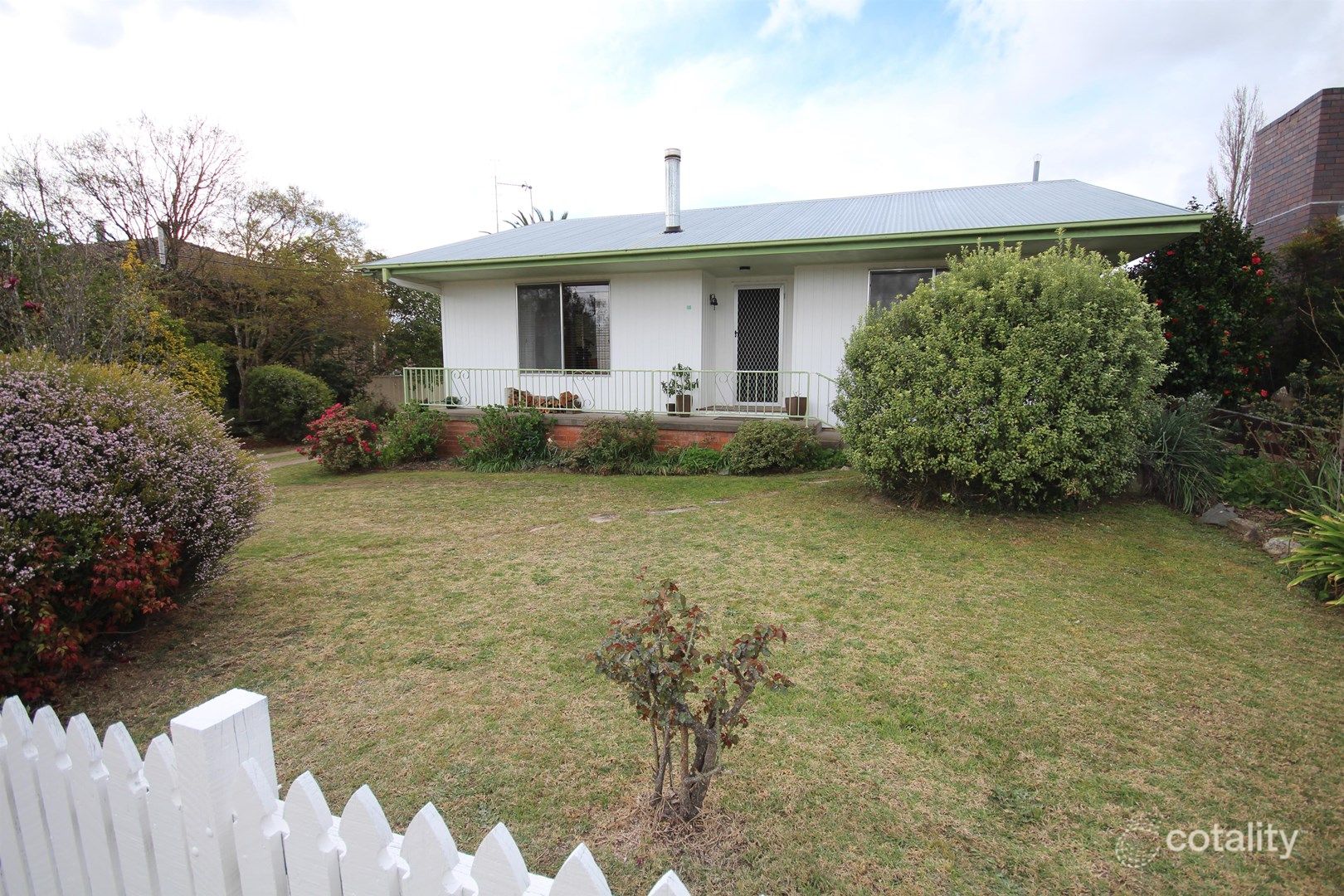 96 Martin St, Tenterfield, NSW 2372