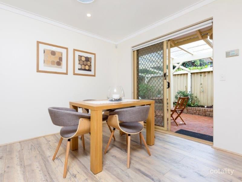 4/3 First Ave, Applecross, WA 6153