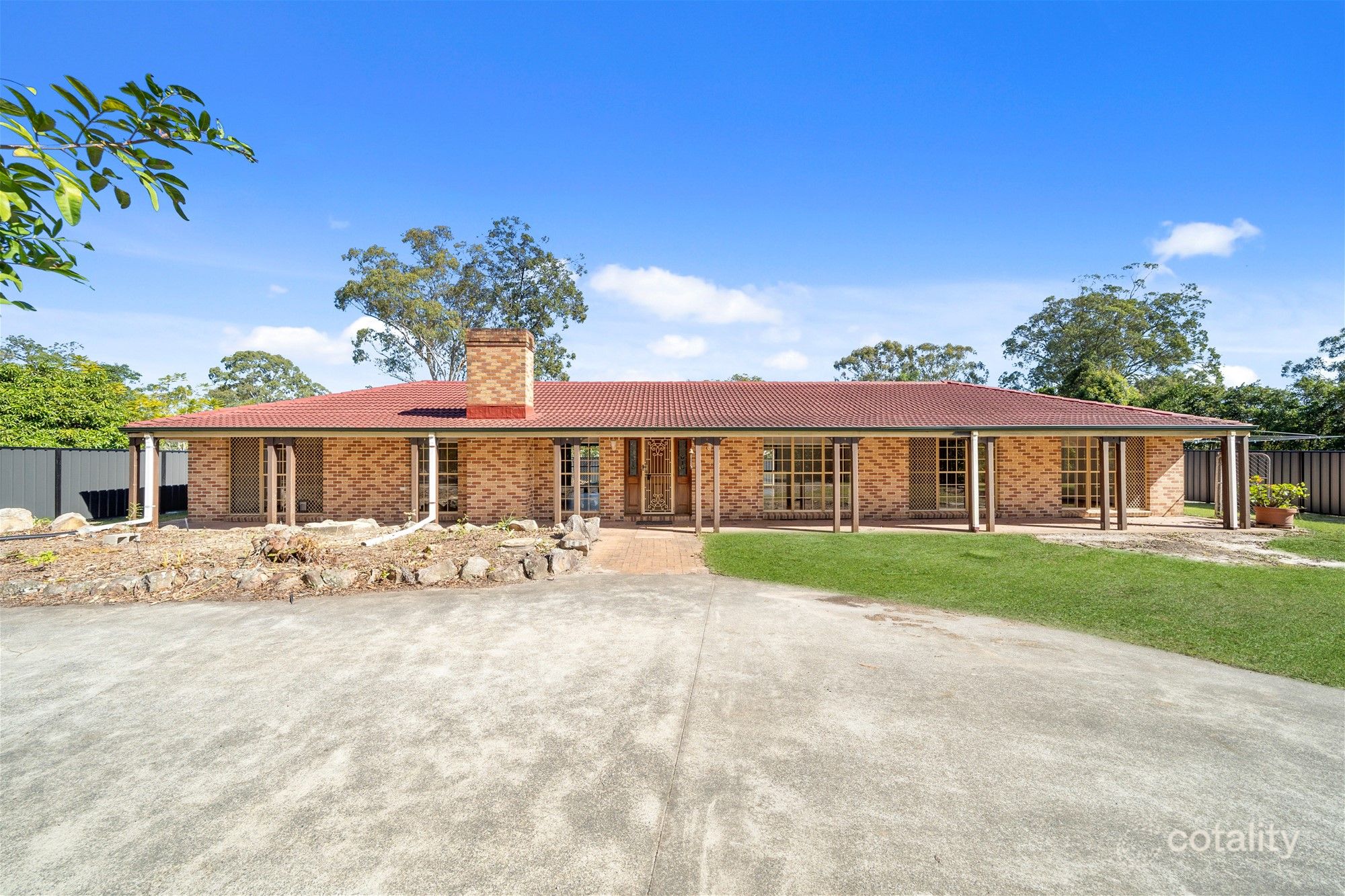 2-8 Fiddlewood Ct, Park Ridge, QLD 4125
