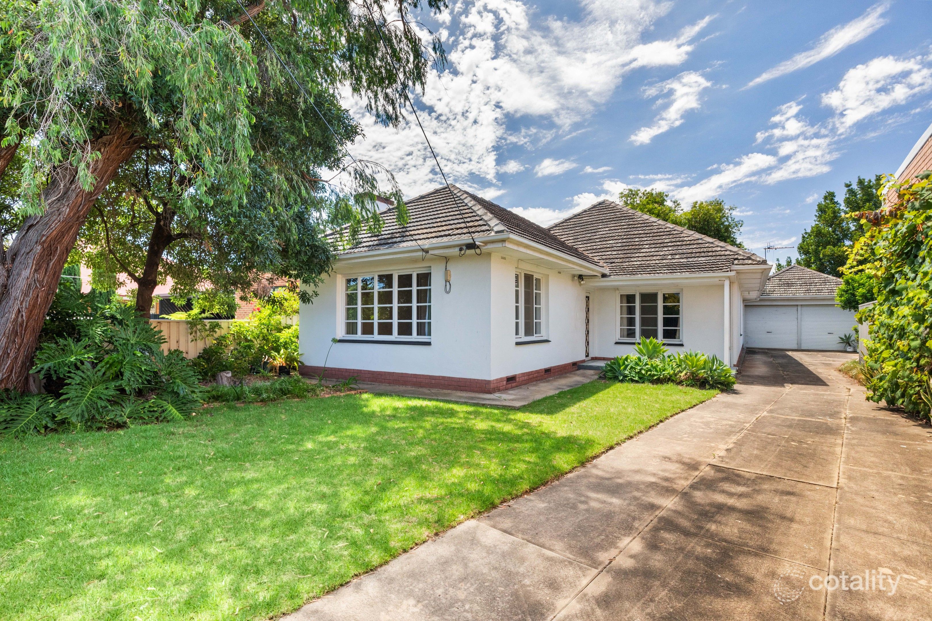 25 Mclachlan Ave, Glenelg North, SA 5045