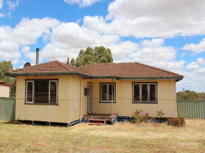 1 Mocardy St, Wongan Hills, WA 6603