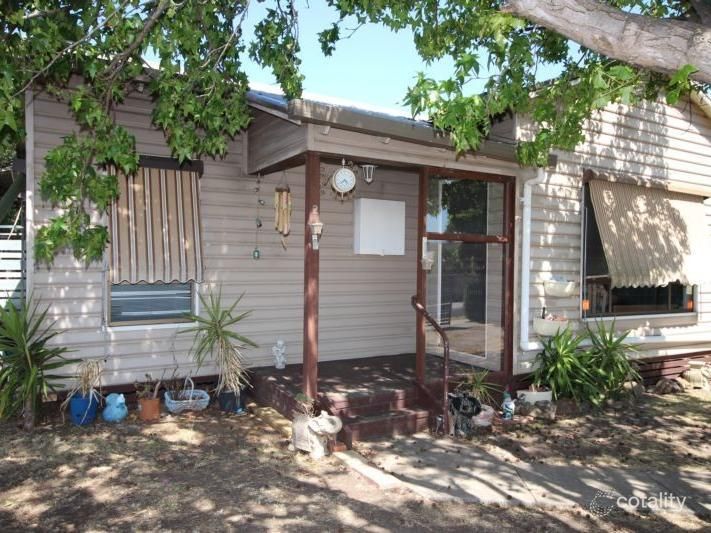 2 Pettitt Cres, Norlane, VIC 3214