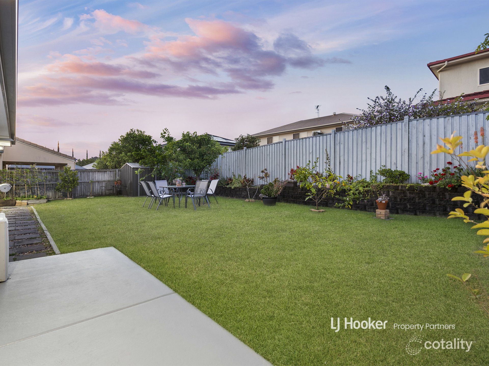 48 Juniper Cct, Stretton, QLD 4116