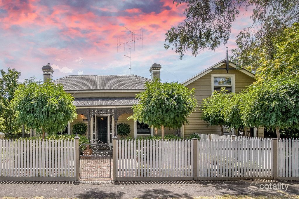 564 Hargreaves St, Bendigo, VIC 3550