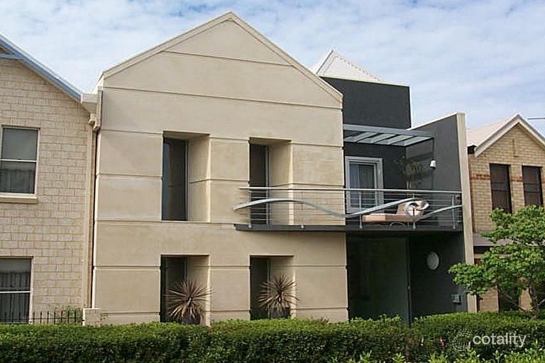31 Tallow Tree Cres, Subiaco, WA 6008