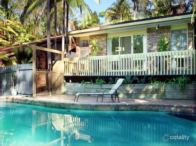 14 Nankoor St, Chapel Hill, QLD 4069