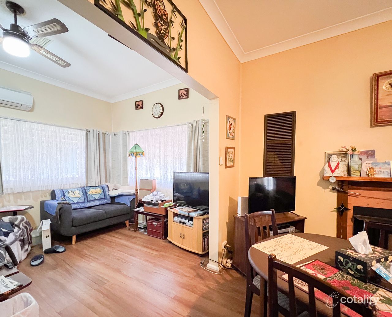 73 Euchie St, Peak Hill, NSW 2869