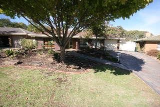 16 Dennis St, Happy Valley, SA 5159