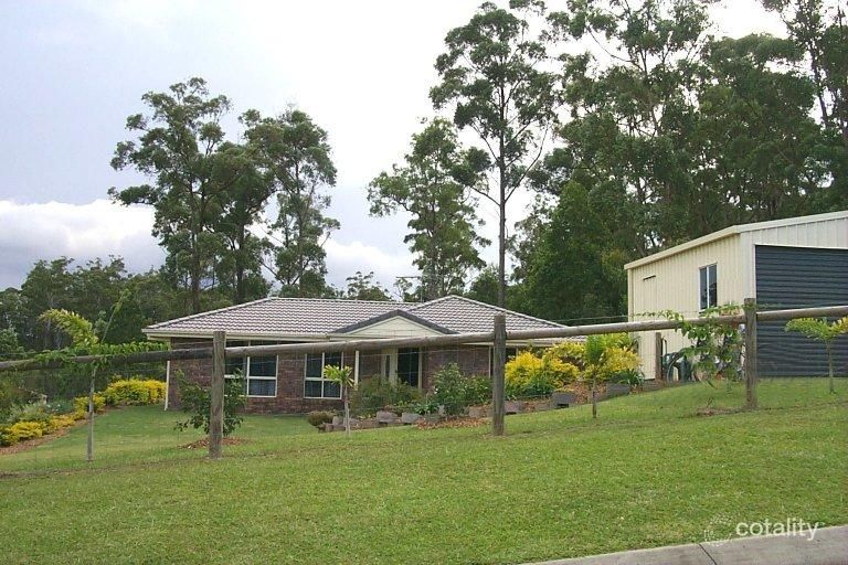 4 Knowles Pl, Glass House Mountains, QLD 4518
