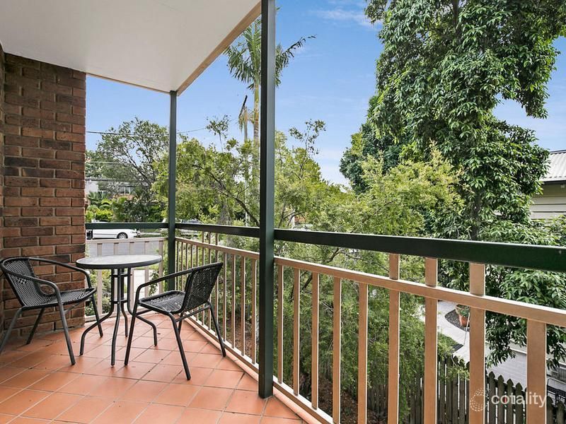 1/12 Mclay St, Coorparoo, QLD 4151