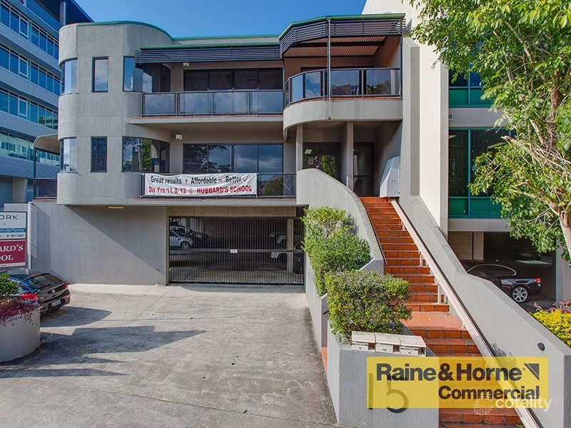 1/15 Lang Pde, Milton, QLD 4064