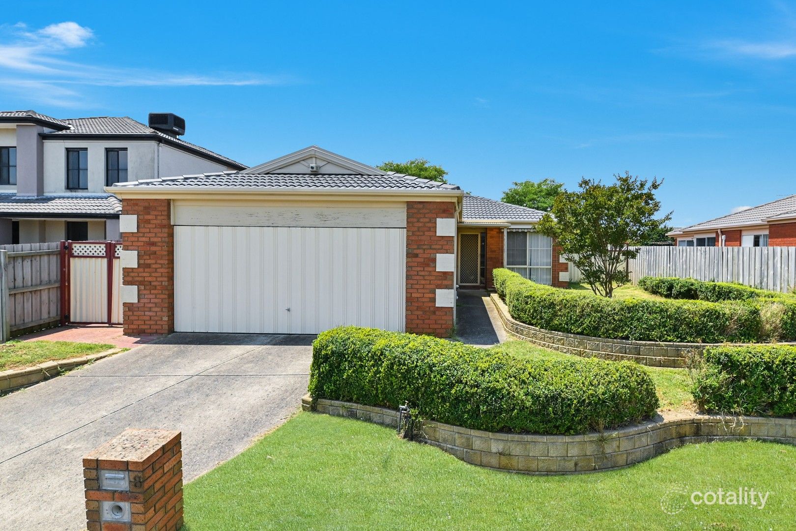 8 Lighthorse Cres, Narre Warren South, VIC 3805