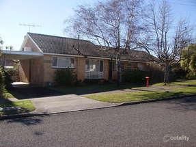 8 Sinclair Ave, Morwell, VIC 3840