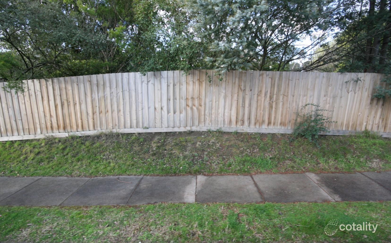 2 Clegg Ave, Croydon, VIC 3136