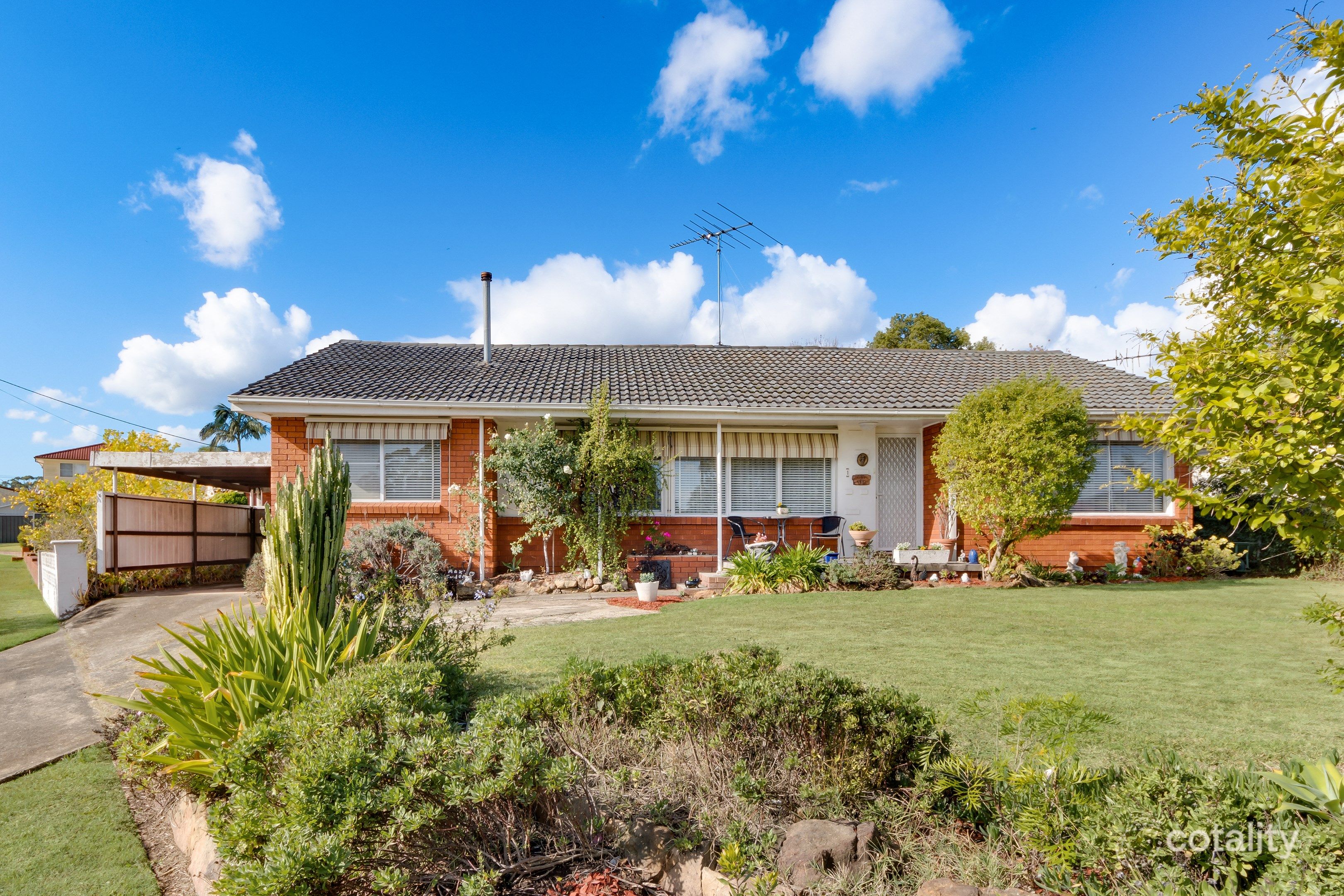 1 Burraneer St, Leumeah, NSW 2560