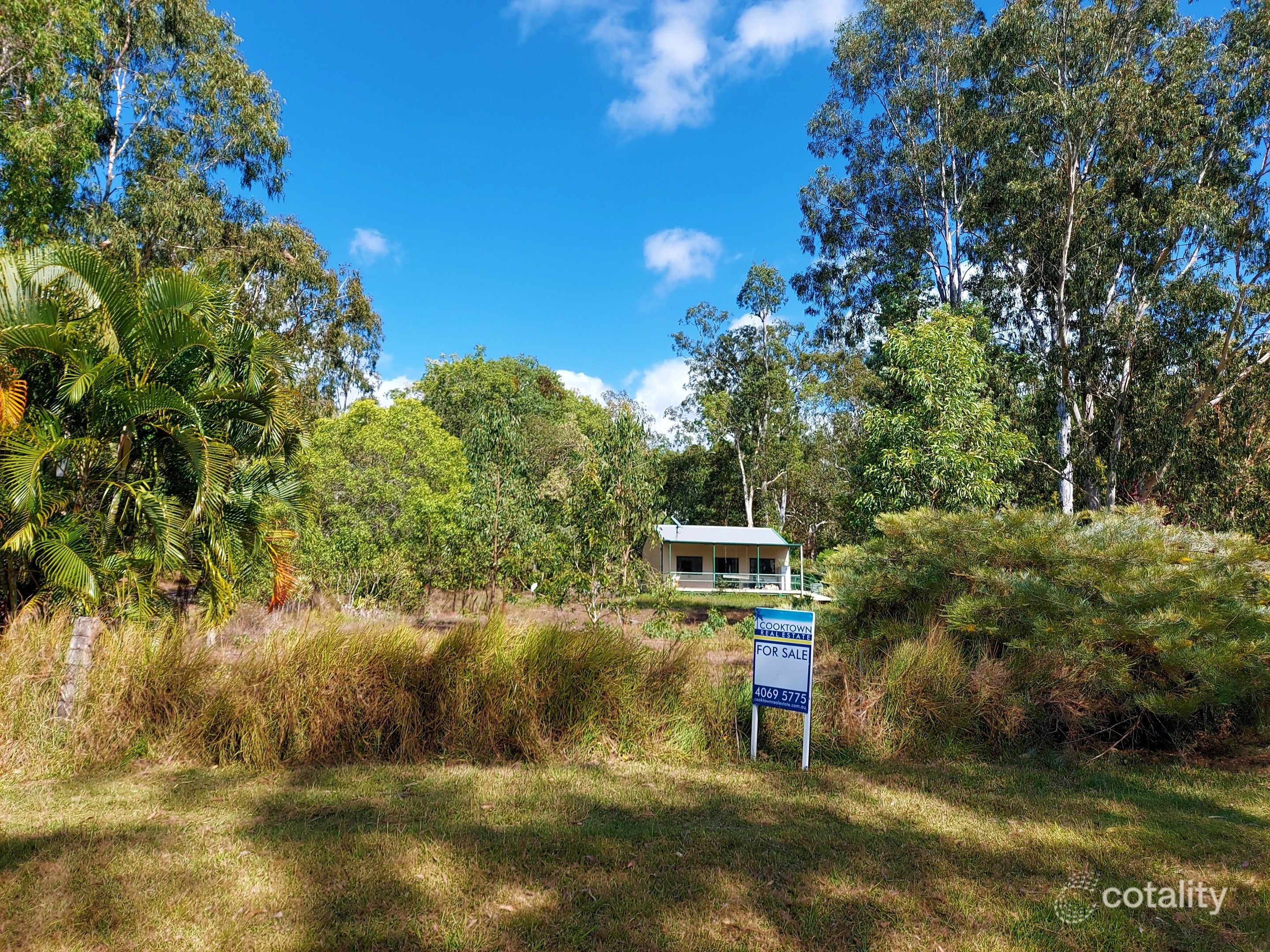 20 West St, Bloomfield, QLD 4895