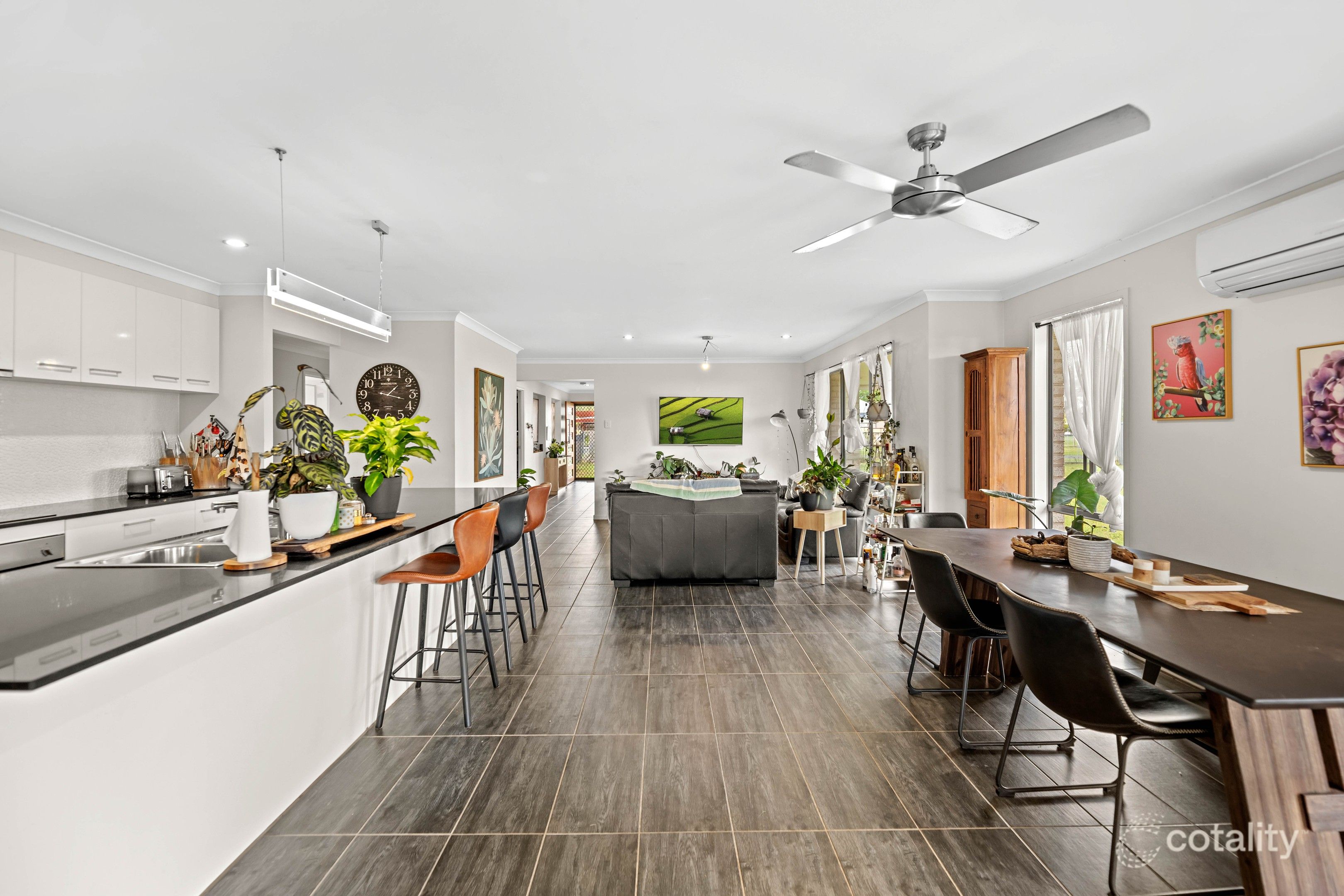 14 Mason St, Oakey, QLD 4401