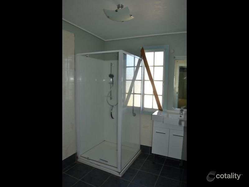 17 Station St, Gayndah, QLD 4625