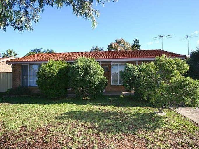 46 Sunflower Dr, Claremont Meadows, NSW 2747