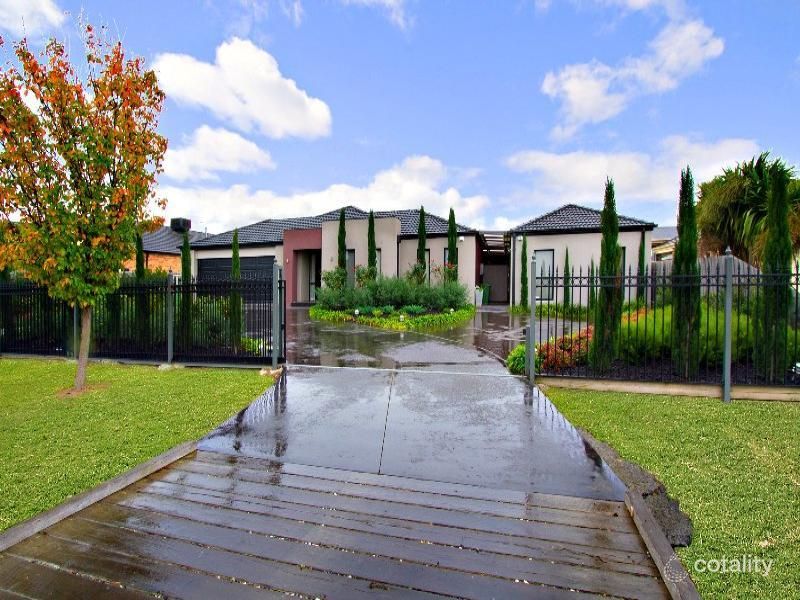 73 The Old Stock Run, Sunbury, VIC 3429