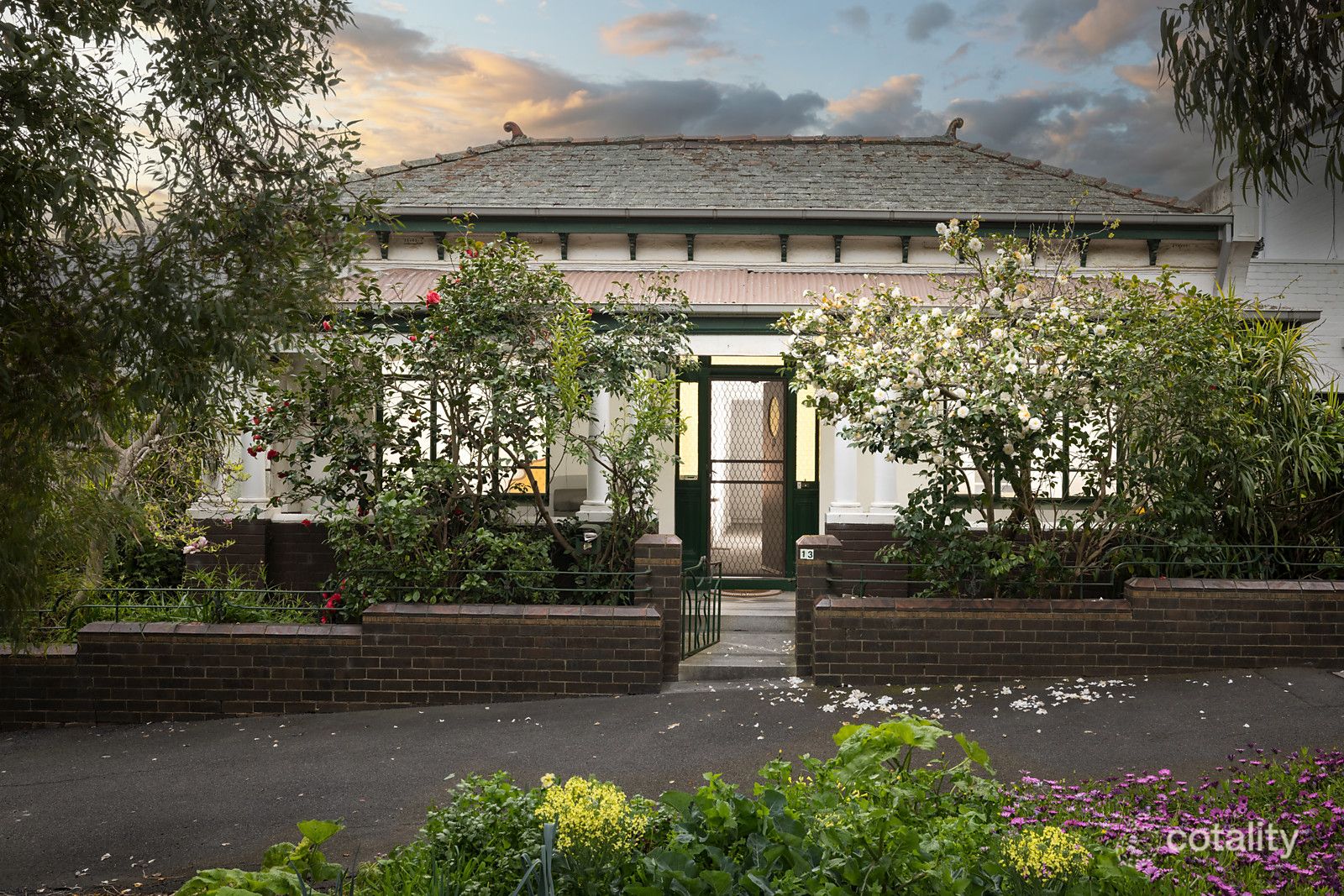 13 Southgate St, Parkville, VIC 3052