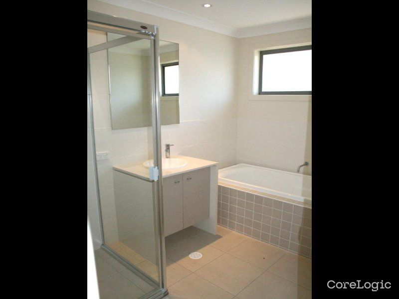 61 Highland Cres, Belmont, QLD 4153