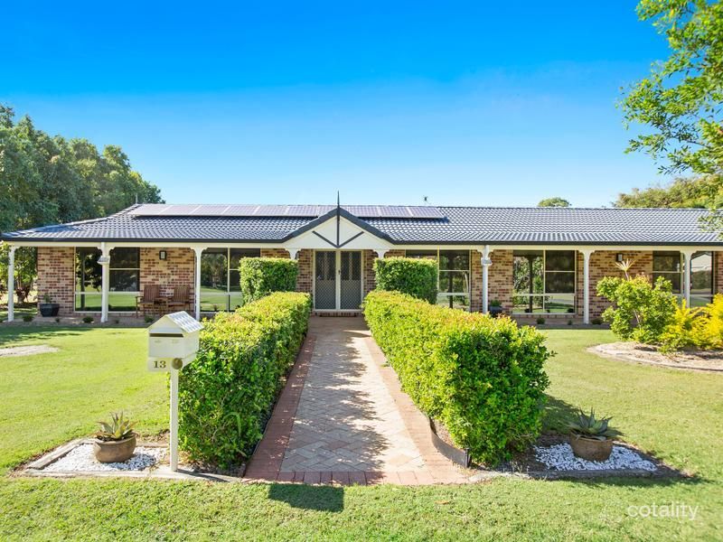 13 Forsyth Pl, Mooloolah Valley, QLD 4553