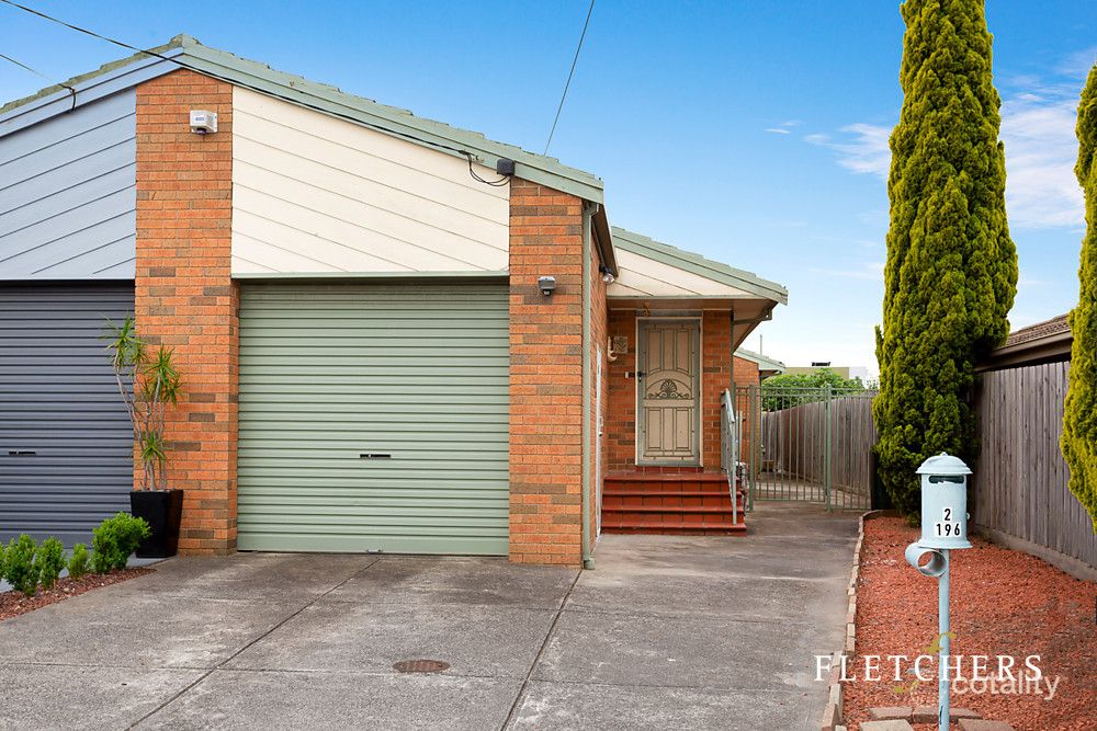 196 Greenhills Rd, Bundoora, VIC 3083