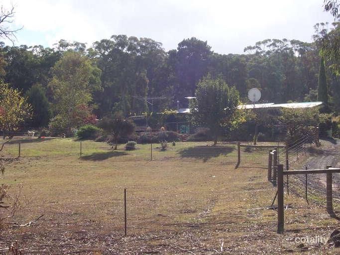 175 Devlins Rd, Mount Egerton, VIC 3352