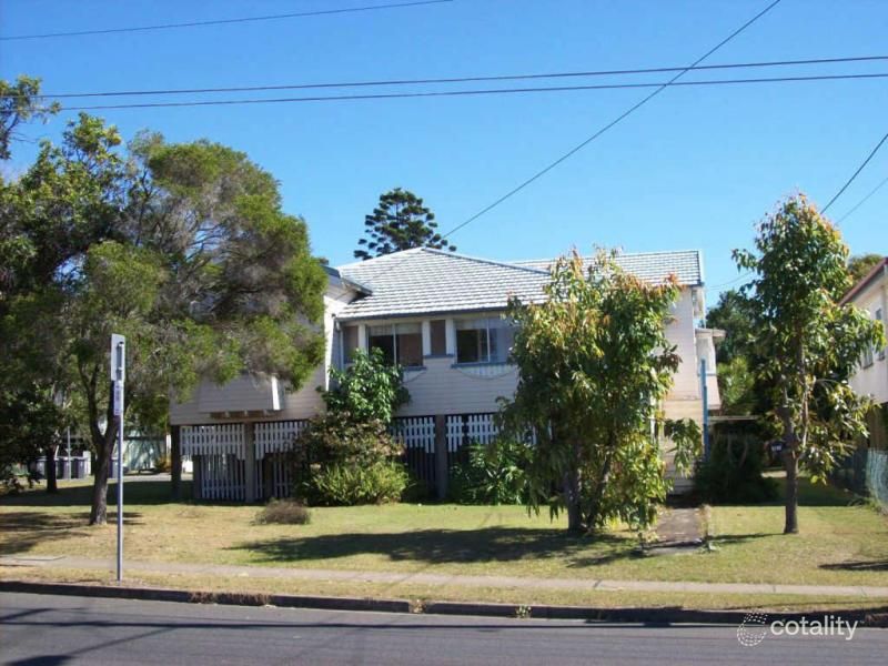 37 Manly Rd, Manly, QLD 4179