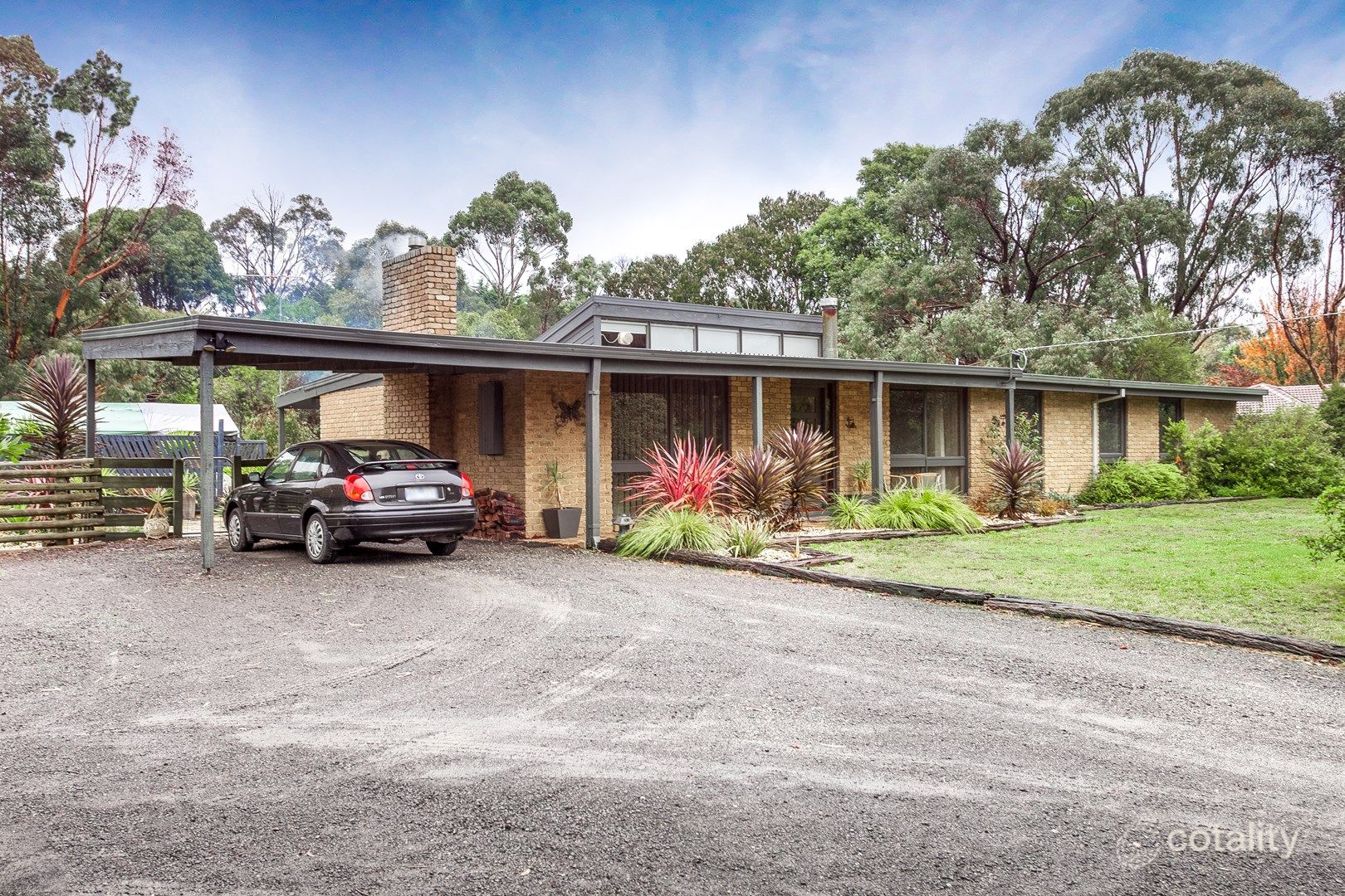 16 Redwood Ct, Romsey, VIC 3434